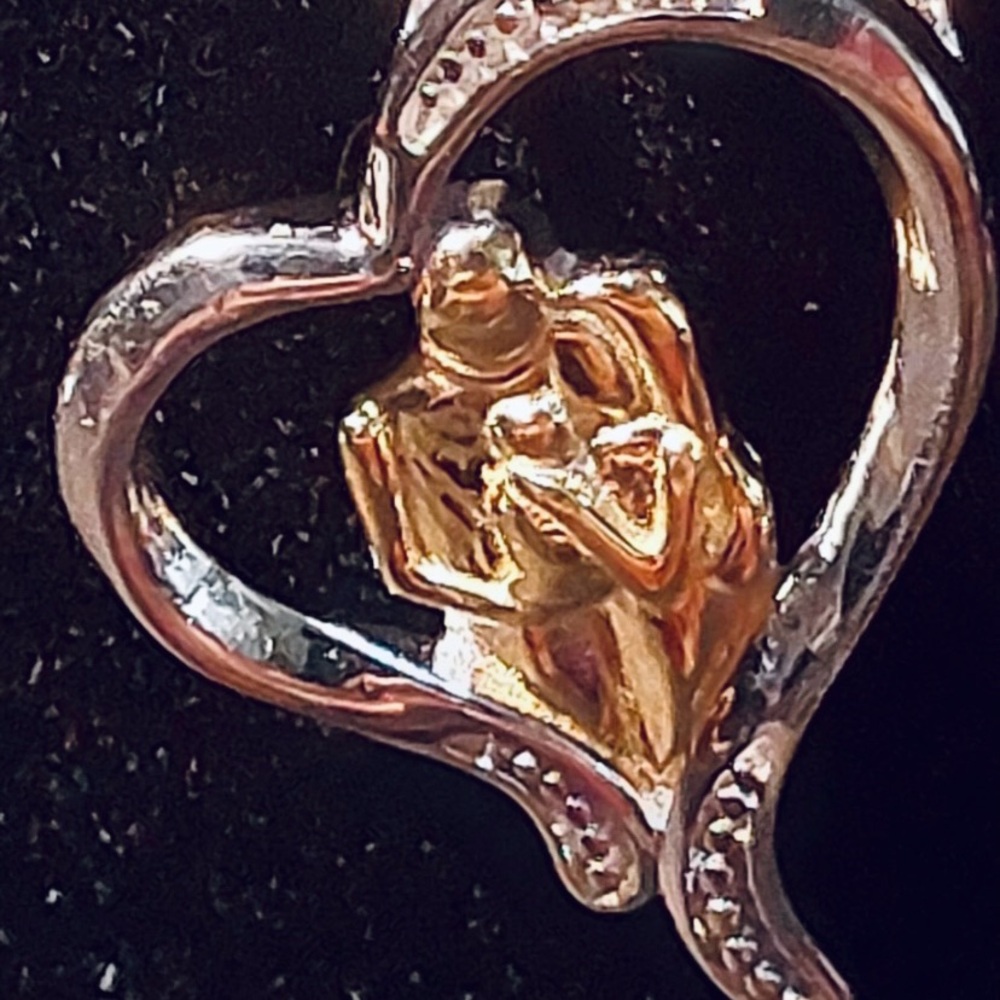 D’Joy Sterling Silver Gold Vermeil Heart Family Pendant